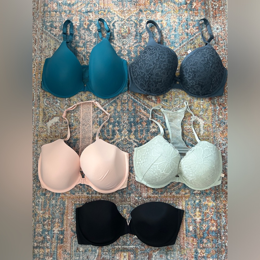 Bundle - 5 Victoria’s Secret Bras - Size 32DDD (32F)